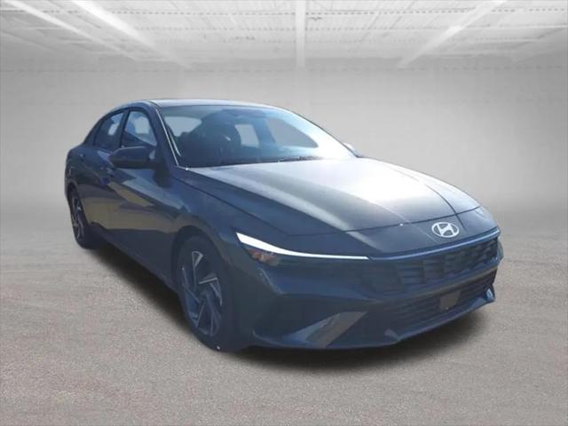 2025 Hyundai Elantra SEL Convenience for sale in Parma, OH