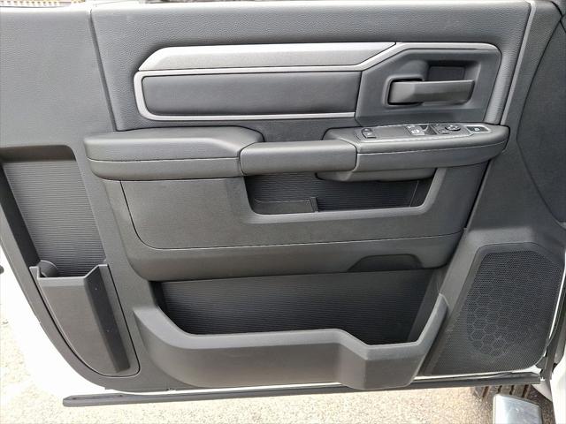 2024 Ram 5500 Tradesman/SLT