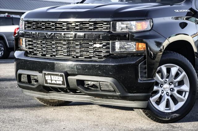 2021 Chevrolet Silverado 1500 2WD Double Cab Standard Bed Custom