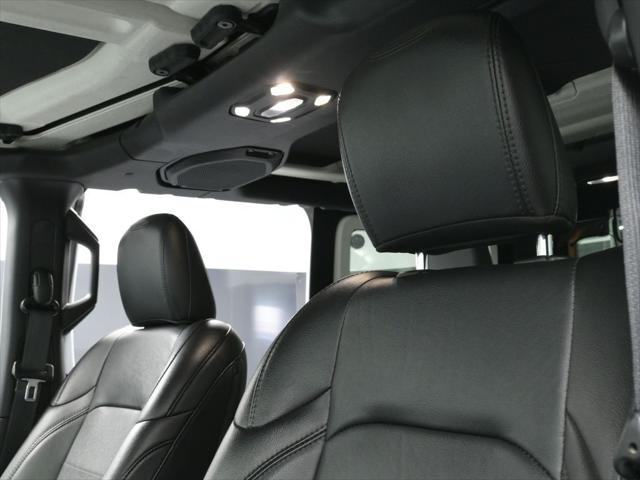 2022 Jeep Wrangler Unlimited Sahara Altitude 4x4