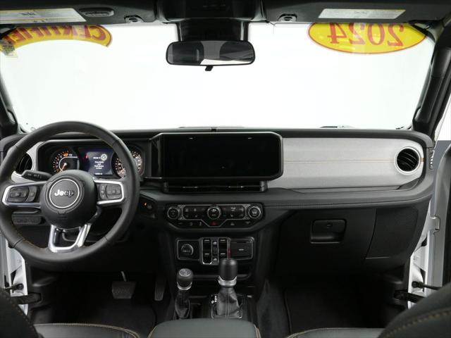 2024 Jeep Wrangler 4-Door Sahara 4x4