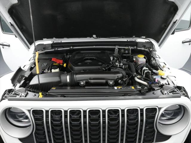 2024 Jeep Wrangler 4-Door Sahara 4x4