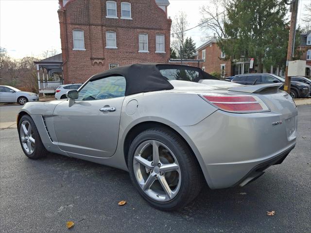 2008 Saturn Sky Red Line