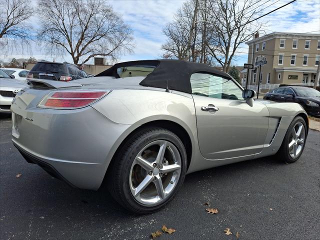 2008 Saturn Sky Red Line