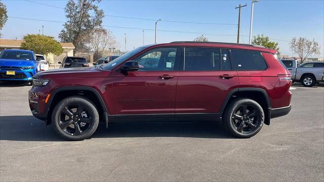 2025 Jeep Grand Cherokee GRAND CHEROKEE L LIMITED 4X4