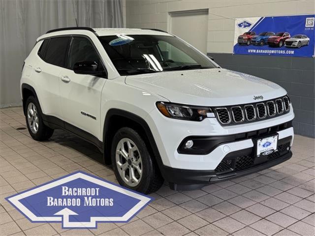 2025 Jeep Compass COMPASS LATITUDE 4X4