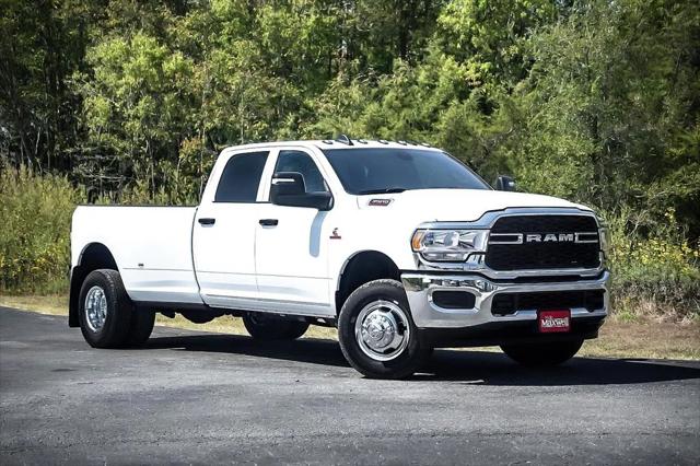 2024 RAM Ram 3500 RAM 3500 TRADESMAN CREW CAB 4X4 8 BOX