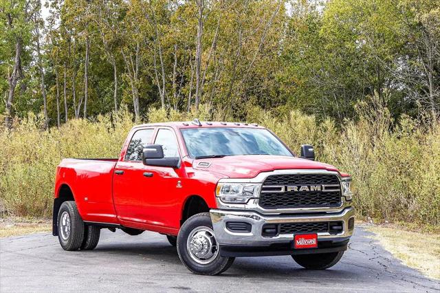 2024 RAM Ram 3500 RAM 3500 TRADESMAN CREW CAB 4X4 8 BOX