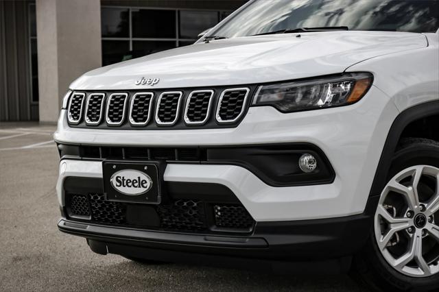 2025 Jeep Compass COMPASS LATITUDE 4X4