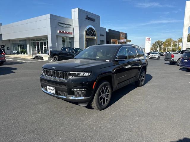 2025 Jeep Grand Cherokee GRAND CHEROKEE L LIMITED 4X4