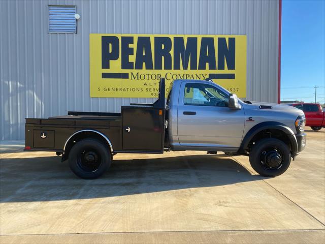 2024 RAM Ram 5500 Chassis Cab RAM 5500 TRADESMAN CHASSIS REGULAR CAB 4X4 60 CA