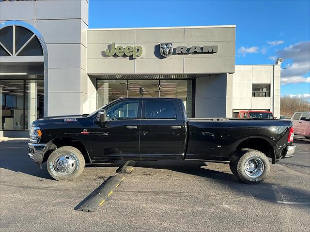 2024 RAM Ram 3500 RAM 3500 TRADESMAN CREW CAB 4X4 8 BOX