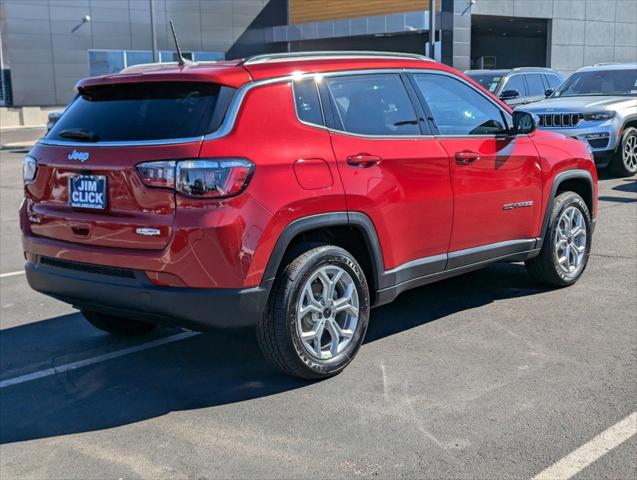 2025 Jeep Compass COMPASS LATITUDE 4X4