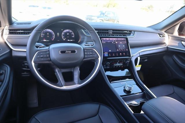 2025 Jeep Grand Cherokee GRAND CHEROKEE L LIMITED 4X2