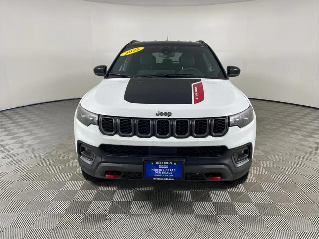 2025 Jeep Compass COMPASS TRAILHAWK 4X4