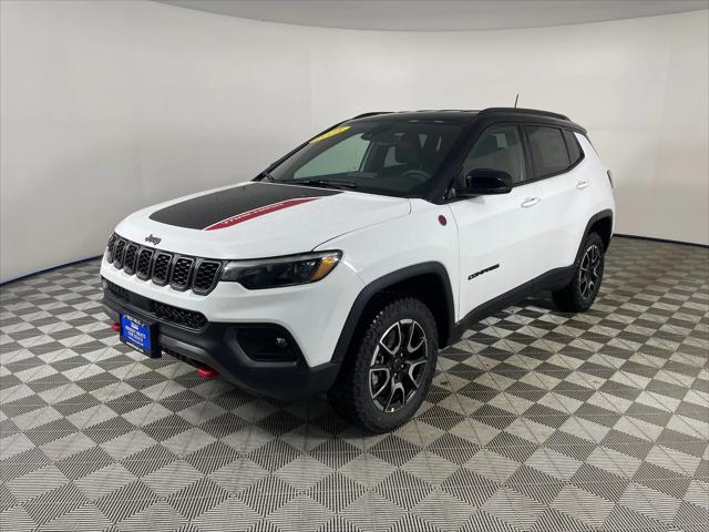 2025 Jeep Compass COMPASS TRAILHAWK 4X4