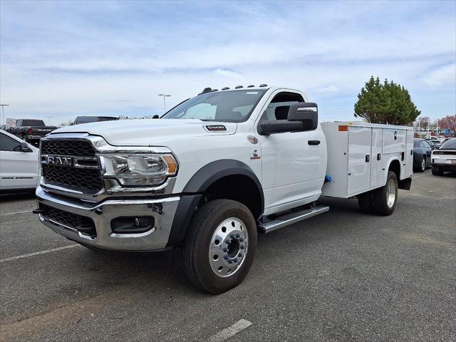 2024 RAM Ram 5500 Chassis Cab RAM 5500 TRADESMAN CHASSIS REGULAR CAB 4X4 84 CA 2024 RAM Ram 5500 Chassis Cab RAM 5500 TRADESMAN CHASSIS REGULAR CAB 4X4 84 CA
