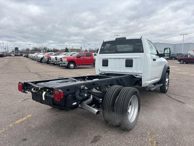 2024 Ram 4500 Chassis Tradesman/SLT