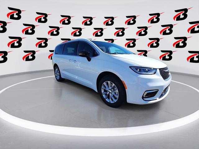 2025 Chrysler Pacifica PACIFICA SELECT AWD
