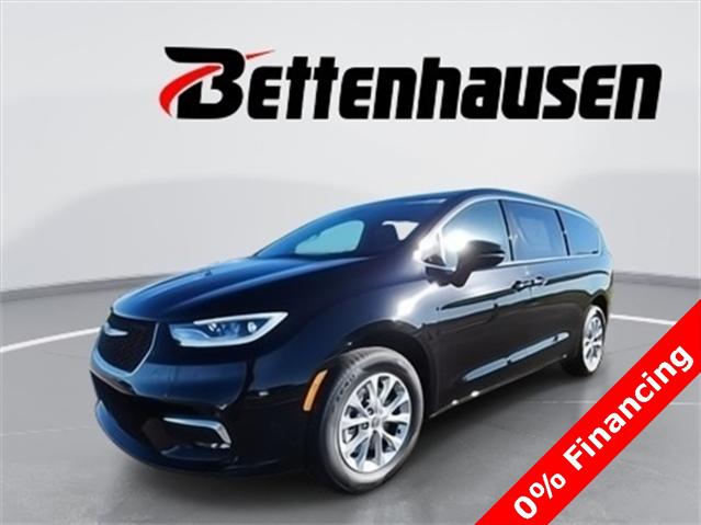 2025 Chrysler Pacifica PACIFICA SELECT AWD