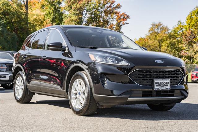 2021 Ford Escape SE Hybrid