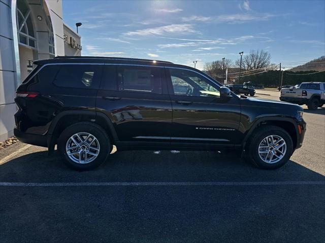 2025 Jeep Grand Cherokee GRAND CHEROKEE L LAREDO X 4X4