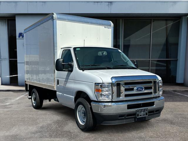 2025 Ford E-350 Cutaway Base