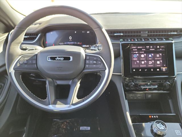 2025 Jeep Grand Cherokee GRAND CHEROKEE L ALTITUDE 4X2