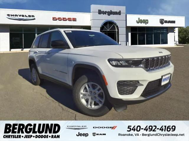 2025 Jeep Grand Cherokee GRAND CHEROKEE LAREDO 4X4