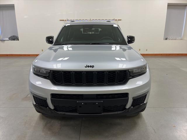 2025 Jeep Grand Cherokee GRAND CHEROKEE L LIMITED 4X2