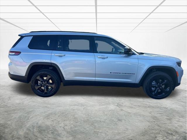 2025 Jeep Grand Cherokee GRAND CHEROKEE L LIMITED 4X2