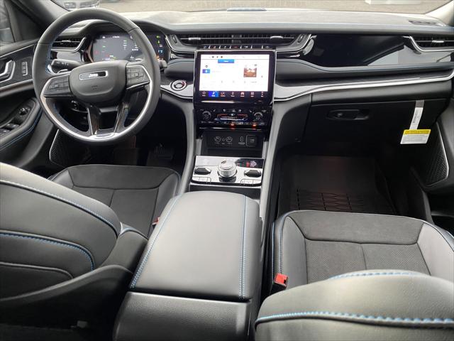 2025 Jeep Grand Cherokee Trailhawk