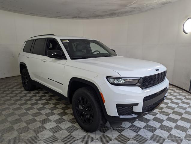 2025 Jeep Grand Cherokee GRAND CHEROKEE L ALTITUDE 4X2