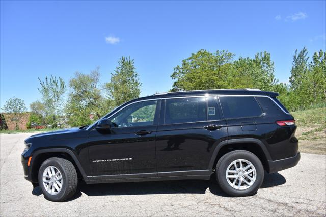 2025 Jeep Grand Cherokee GRAND CHEROKEE L LAREDO 4X4