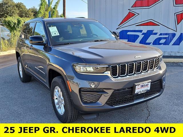 2025 Jeep Grand Cherokee GRAND CHEROKEE LAREDO 4X4