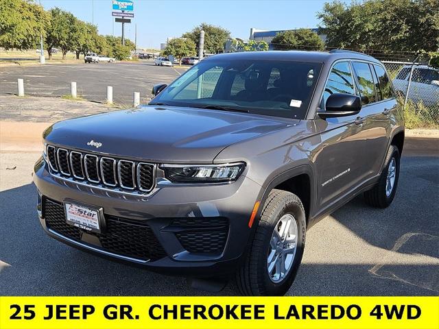 2025 Jeep Grand Cherokee GRAND CHEROKEE LAREDO 4X4