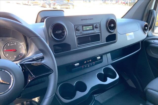 2025 Mercedes-Benz Sprinter 2500 Standard Roof 4-Cyl Diesel