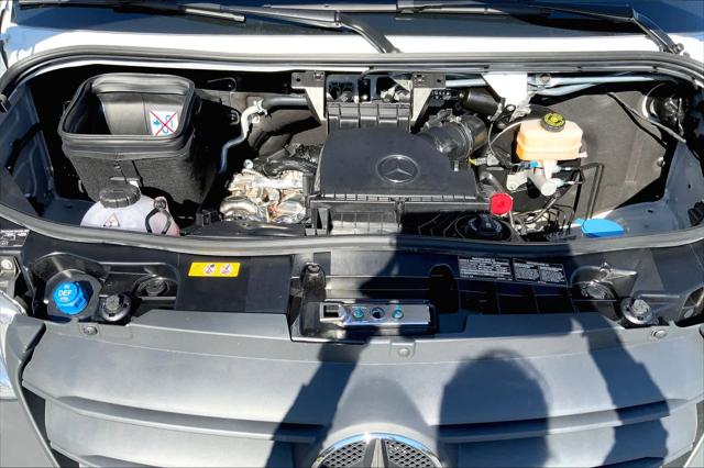 2025 Mercedes-Benz Sprinter 2500 Standard Roof 4-Cyl Diesel