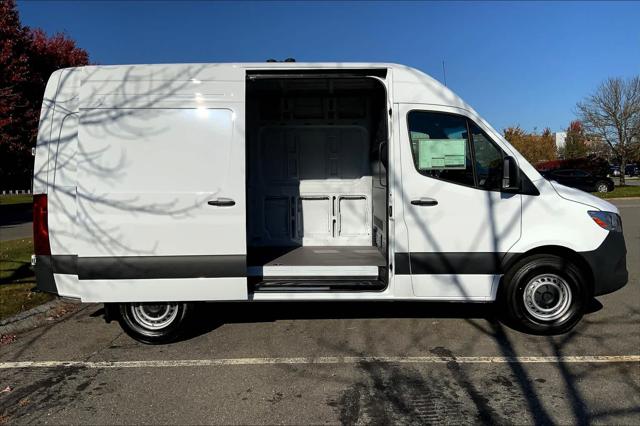 2025 Mercedes-Benz Sprinter 2500 Standard Roof 4-Cyl Diesel