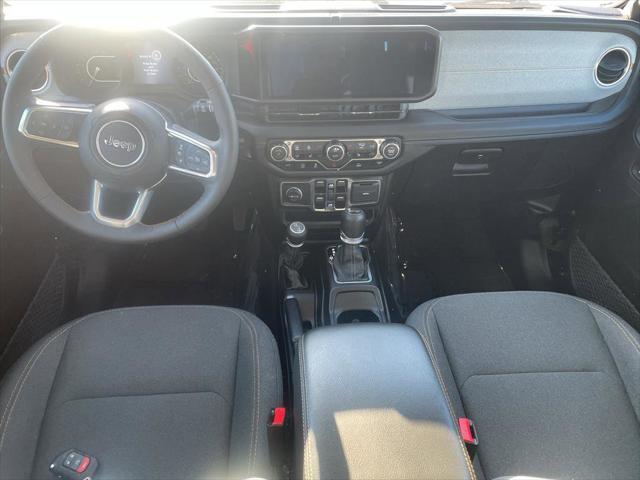 2024 Jeep Wrangler 4-Door Sahara 4x4