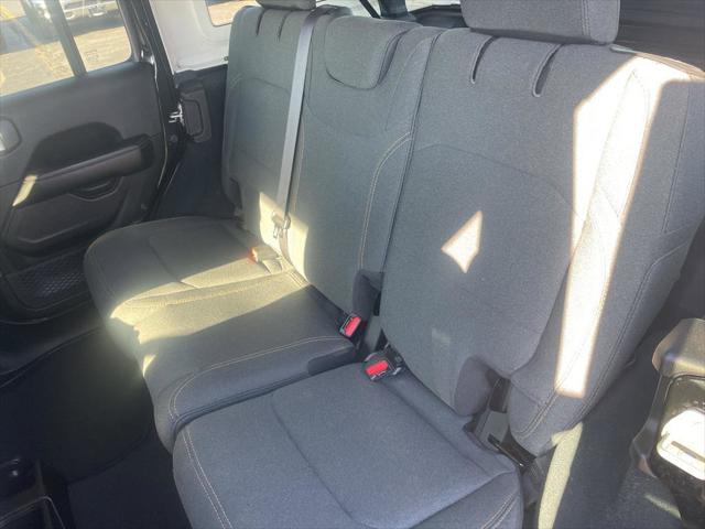 2024 Jeep Wrangler 4-Door Sahara 4x4