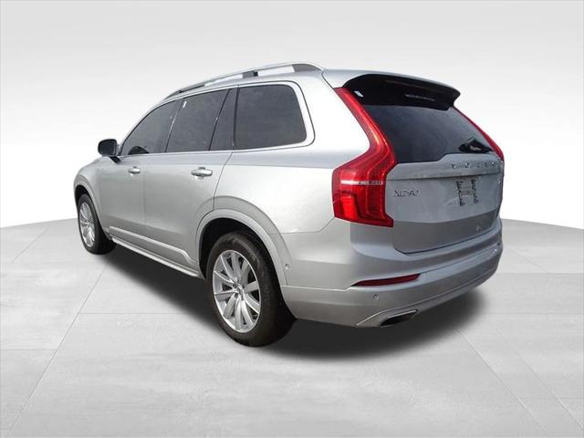 2018 Volvo XC90 T6 Momentum
