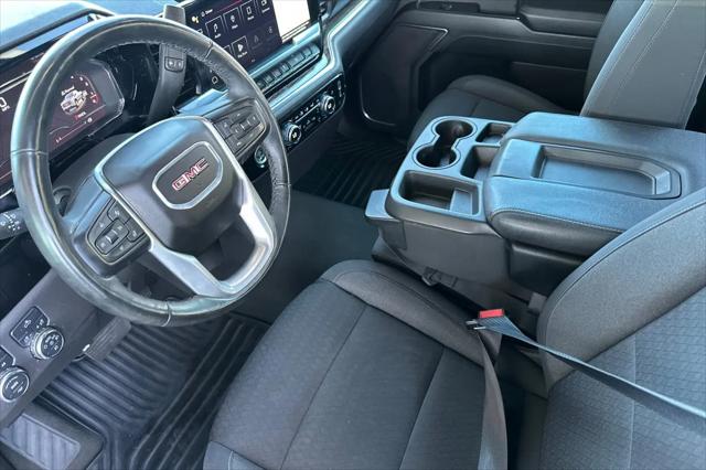2024 GMC Sierra 1500 4WD Crew Cab Short Box Elevation with 3SB