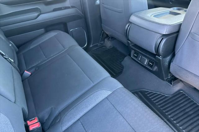 2024 GMC Sierra 1500 4WD Crew Cab Short Box Elevation with 3SB