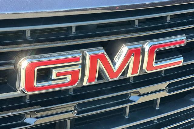 2024 GMC Sierra 1500 4WD Crew Cab Short Box Elevation with 3SB
