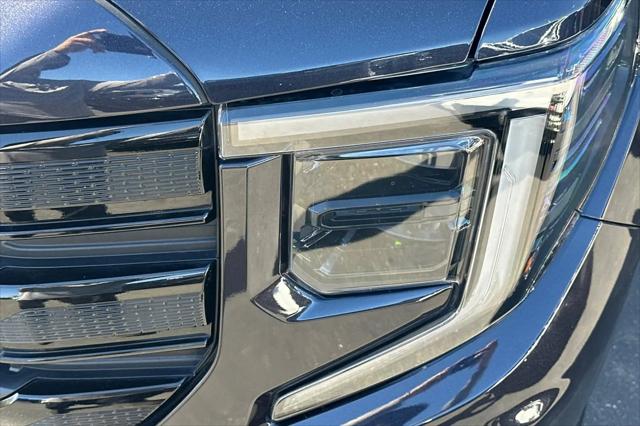 2024 GMC Sierra 1500 4WD Crew Cab Short Box Elevation with 3SB