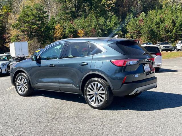 2022 Ford Escape Titanium