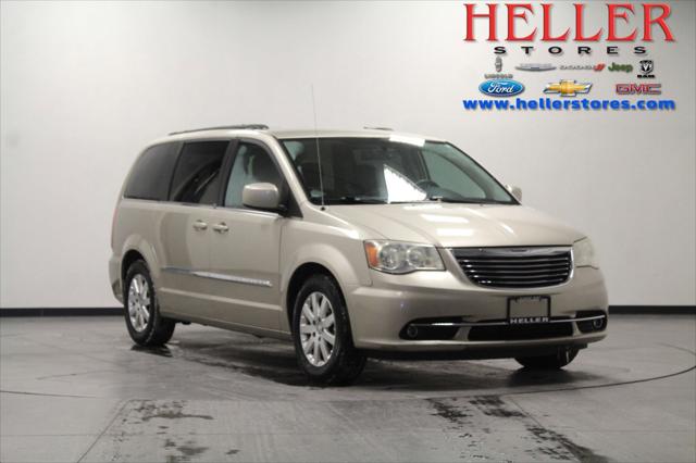 2013 Chrysler Town and Country Touring