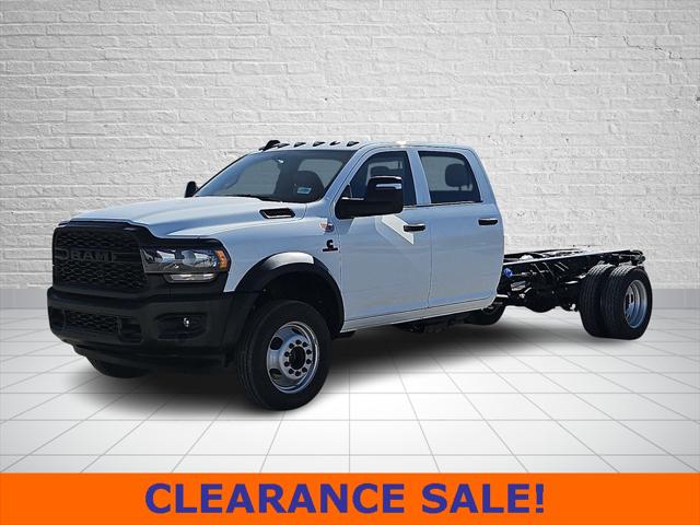 2024 RAM Ram 5500 Chassis Cab RAM 5500 TRADESMAN CHASSIS CREW CAB 4X4 84 CA