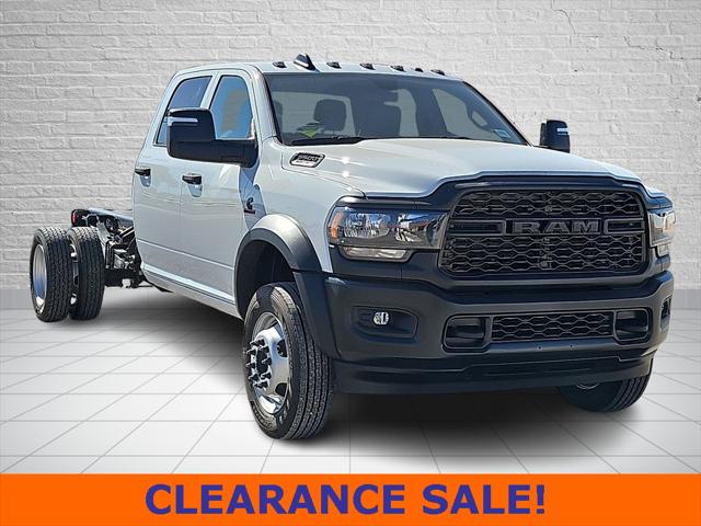 2024 RAM Ram 5500 Chassis Cab RAM 5500 TRADESMAN CHASSIS CREW CAB 4X4 84 CA